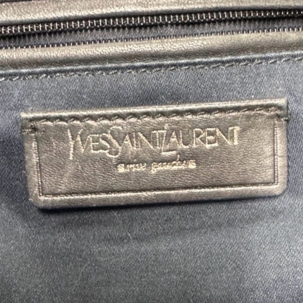 YSL Easy Boston Patent Leather Enamel Black Bag - Picture 3 of 14